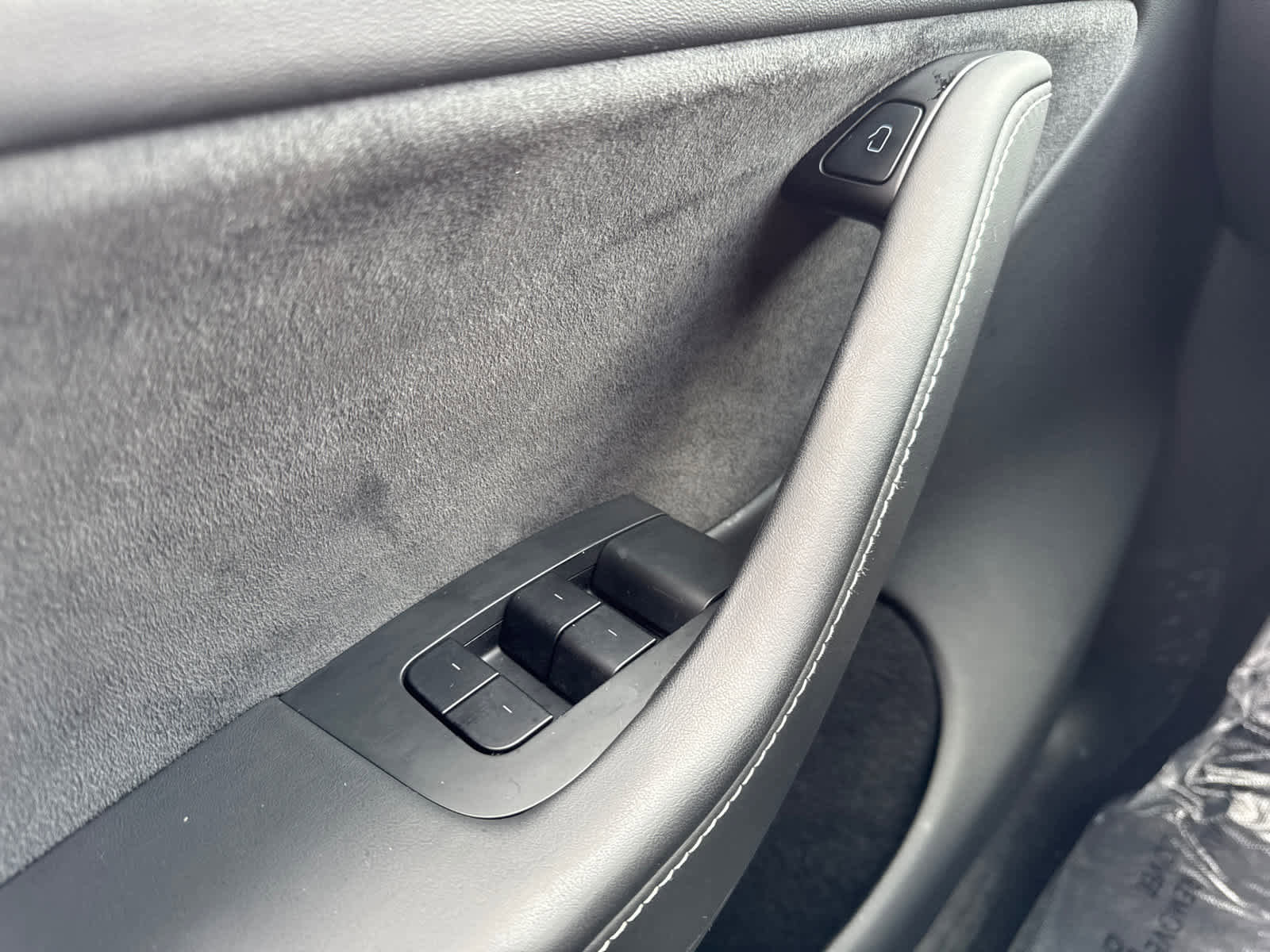 Used 2025 Tesla Model Y Performance image 20