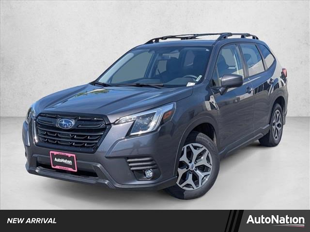 Used 2024 Subaru Forester Premium image 1