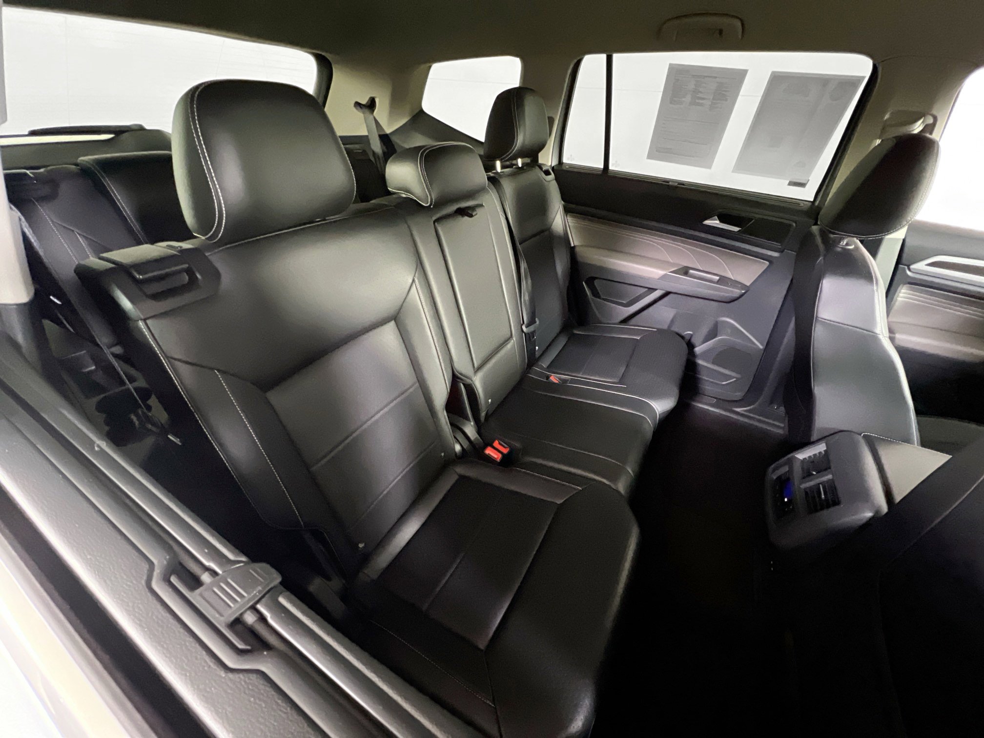 Used 2022 Volkswagen Atlas SE image 26