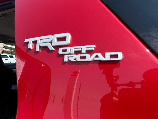 Certified 2020 Toyota 4Runner TRD Off-Road Premium w/ Moonroof Package image 31