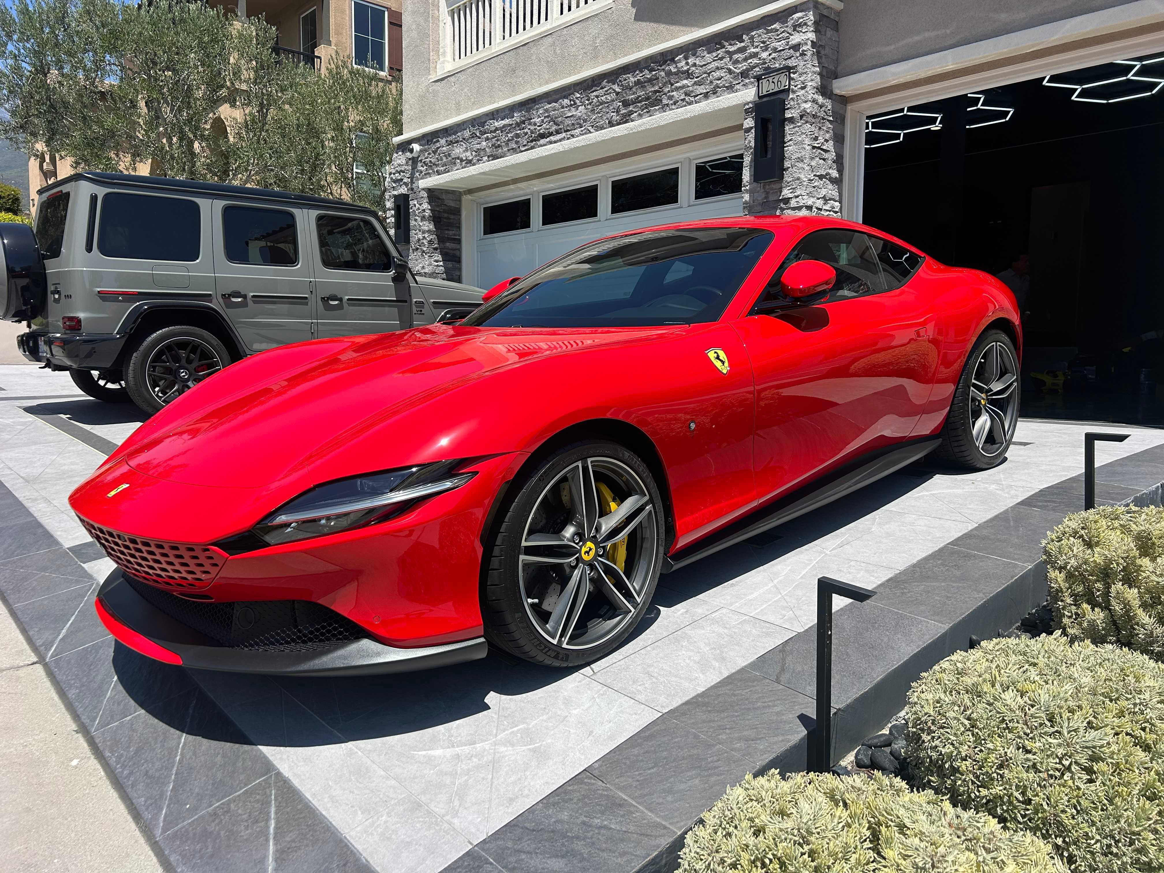Used 2022 Ferrari Roma RWD image 3