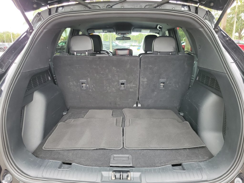 Certified 2025 Ford Escape ST-Line AWD/4WD image 6