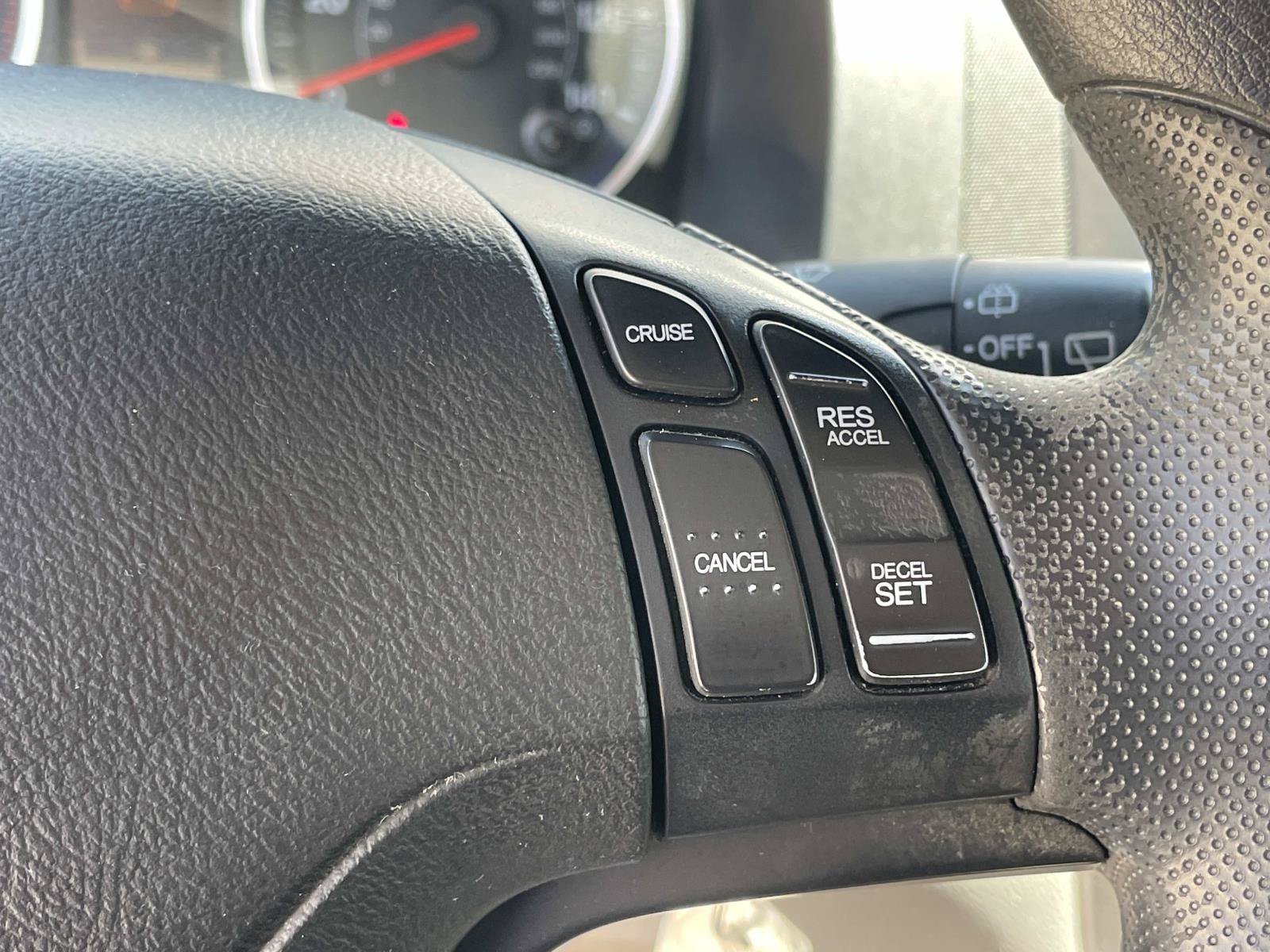 Used 2011 Honda CR-V LX image 4