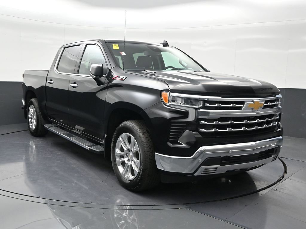 Used 2023 Chevrolet Silverado 1500 LTZ w/ Z71 Off-Road Package image 8