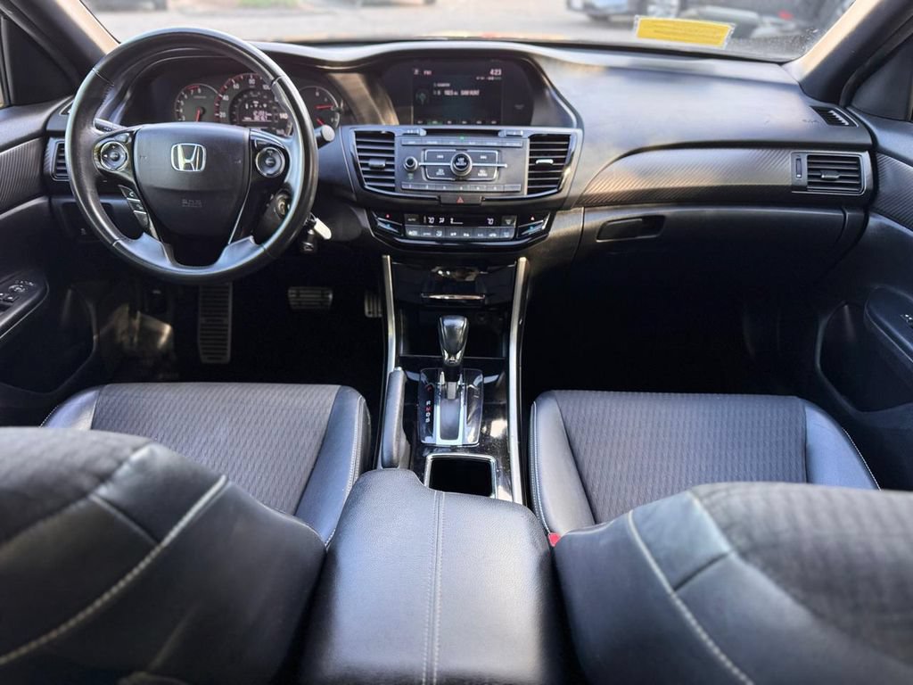 Used 2016 Honda Accord Sport image 13