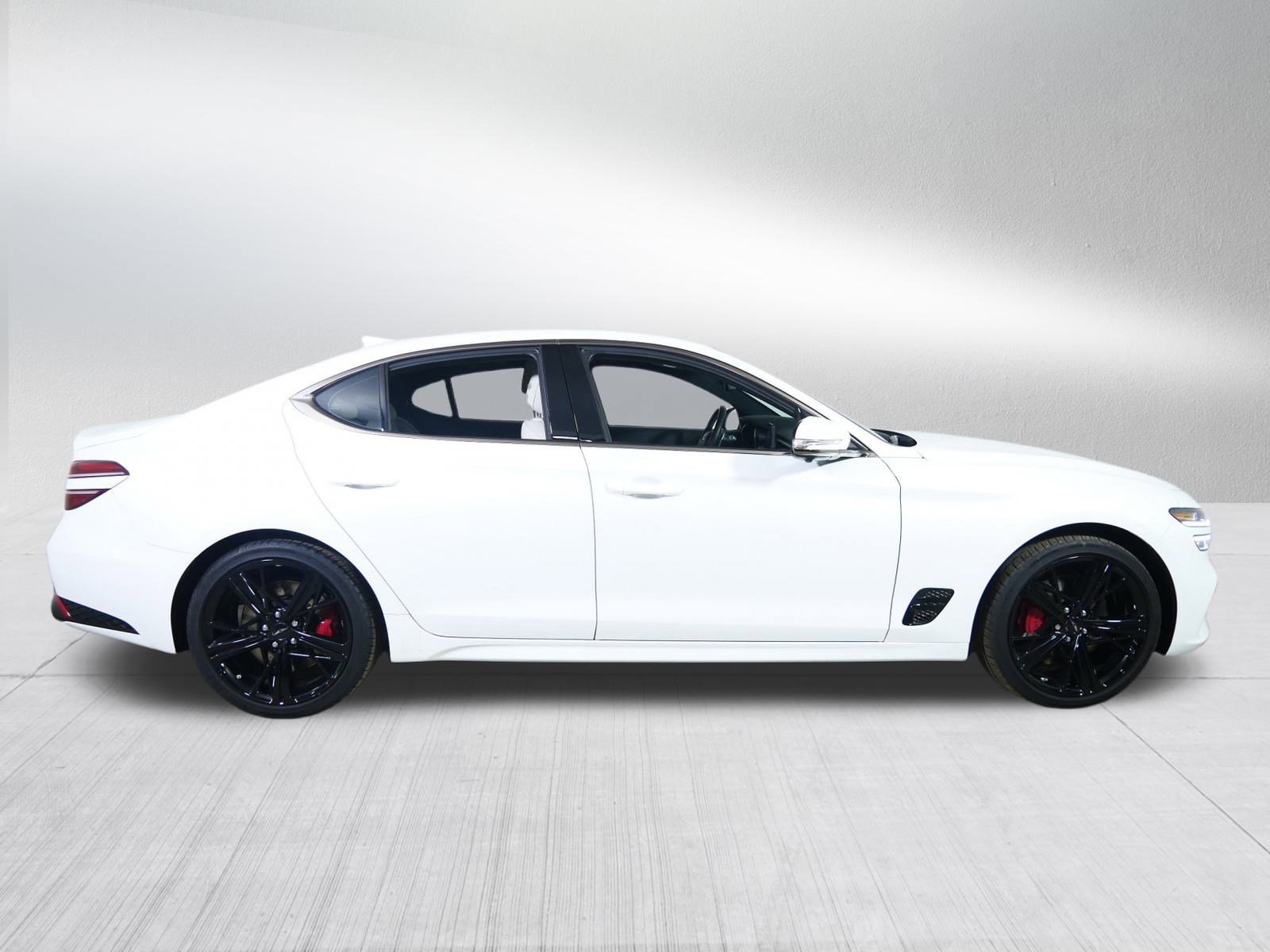 Used 2024 Genesis G70 3.3T Advanced w/ Sport Prestige Package image 8