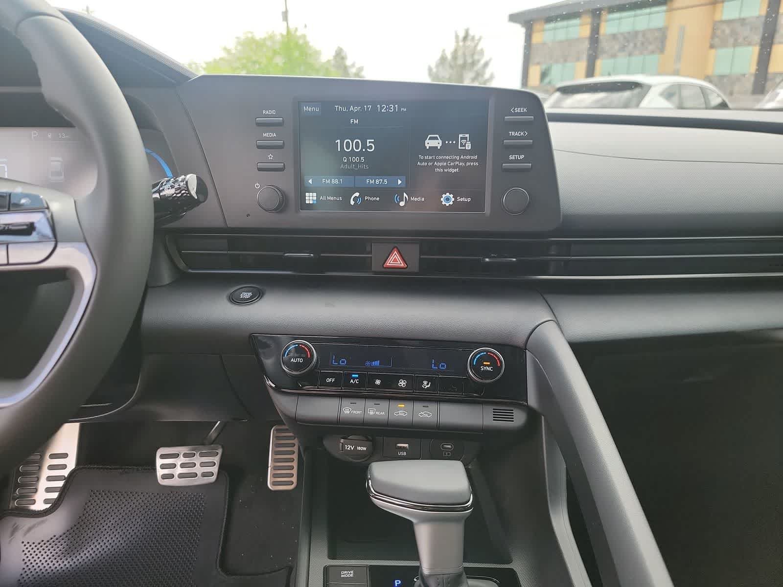Certified 2025 Hyundai Elantra Sport FWD image 20