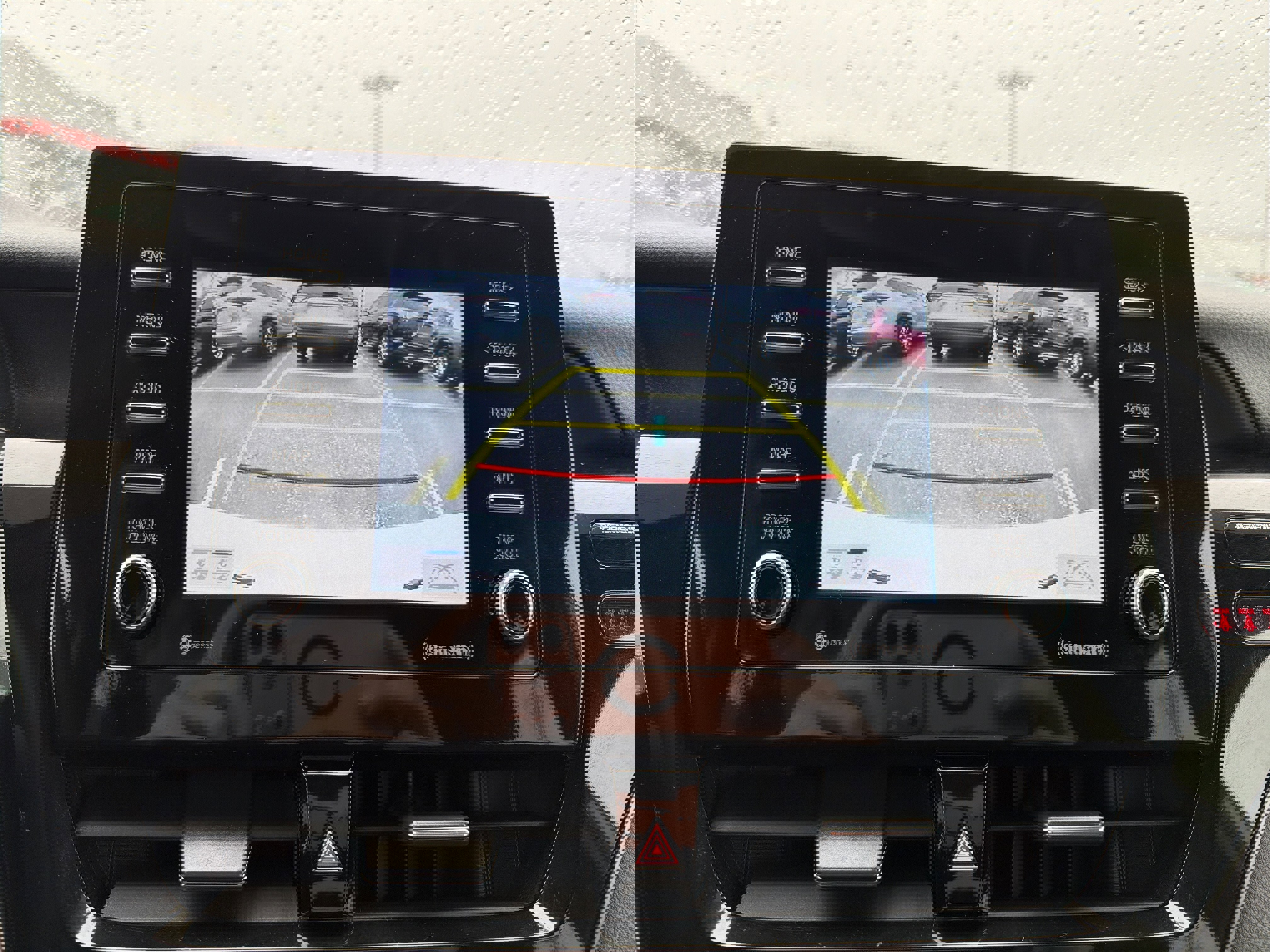 Used 2024 Toyota Camry SE w/ Convenience Package image 20