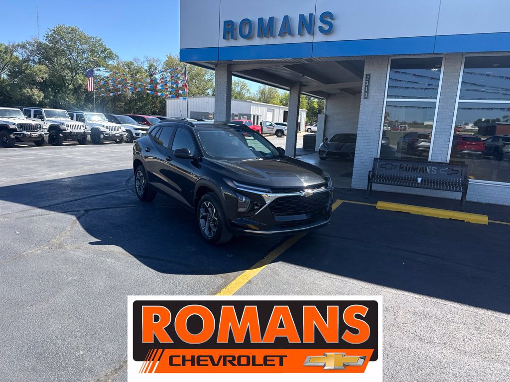 Used 2025 Chevrolet Trax LT