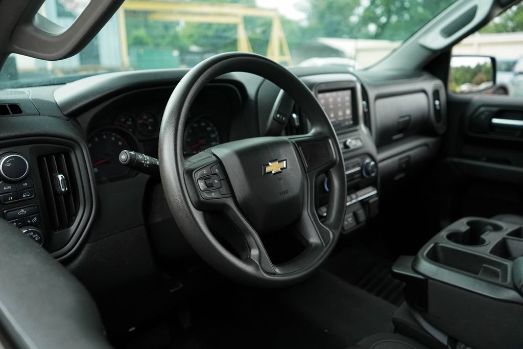 Used 2022 Chevrolet Silverado 1500 Custom AWD/4WD image 6