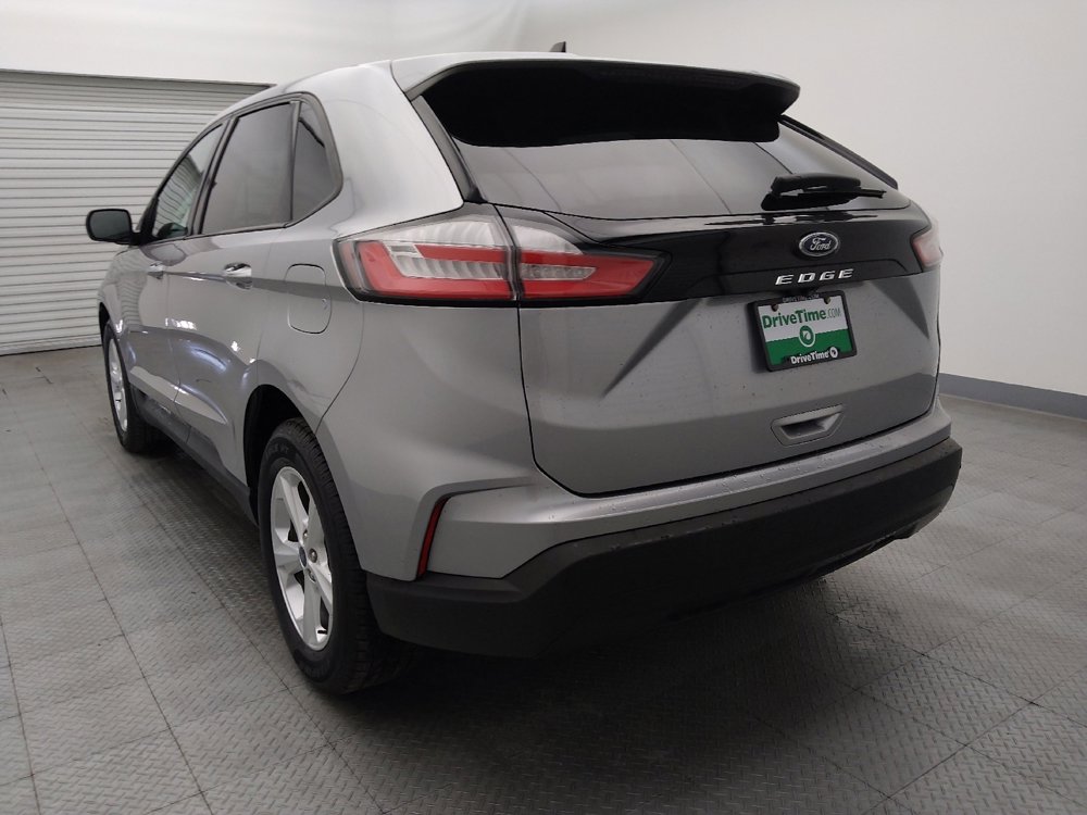 Used 2021 Ford Edge SE image 5