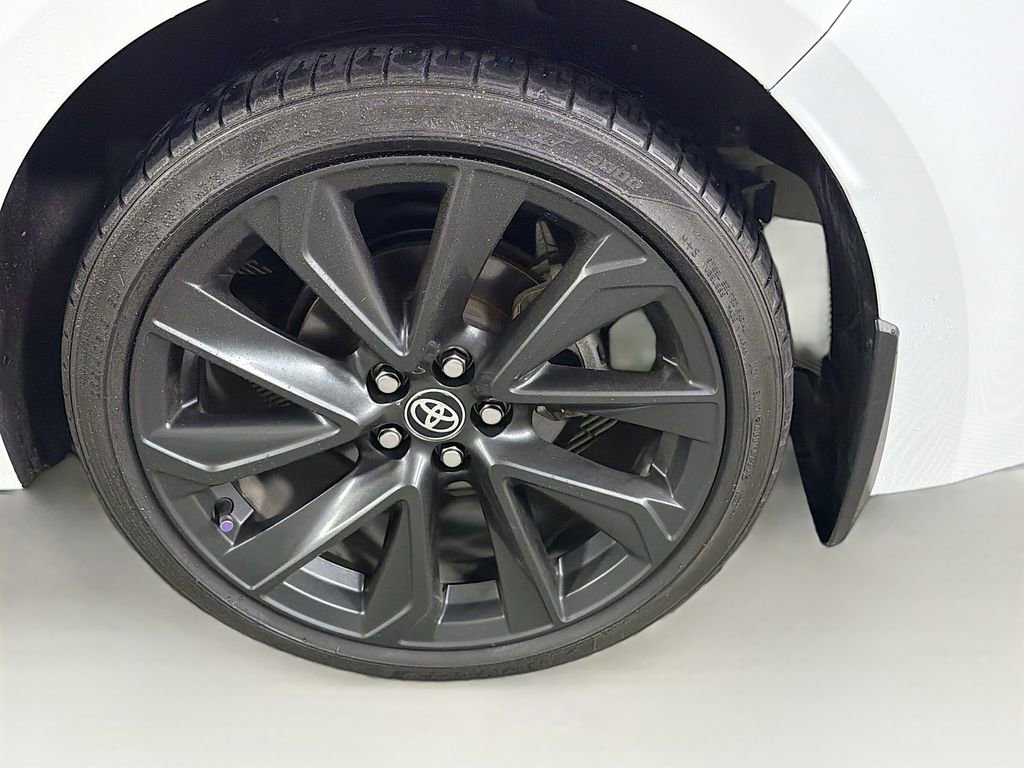 Used 2024 Toyota Corolla SE image 33
