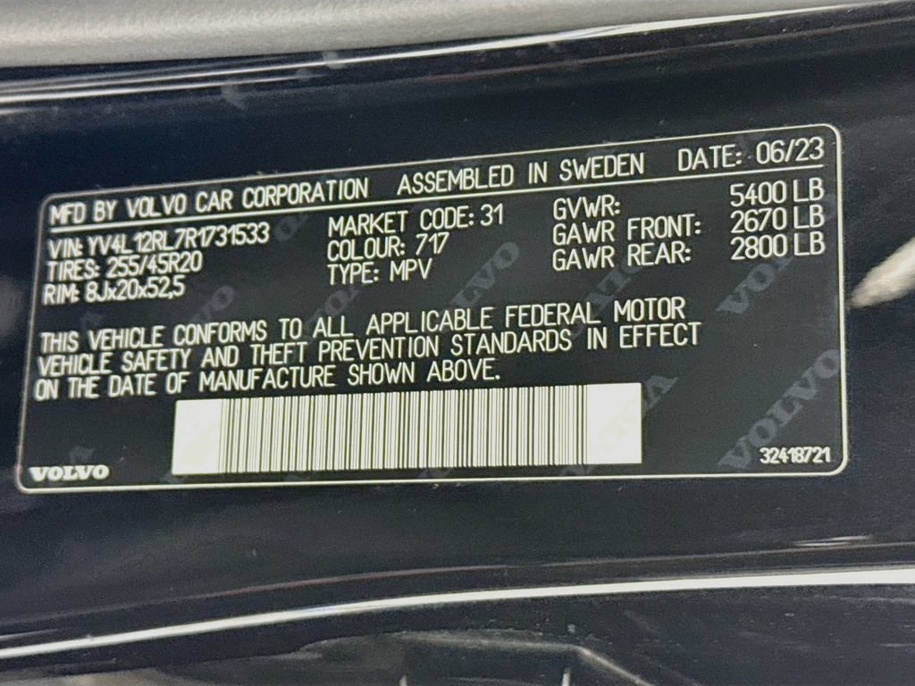 Used 2024 Volvo XC60 B5 Plus w/ Protection Package Premier AWD/4WD image 25