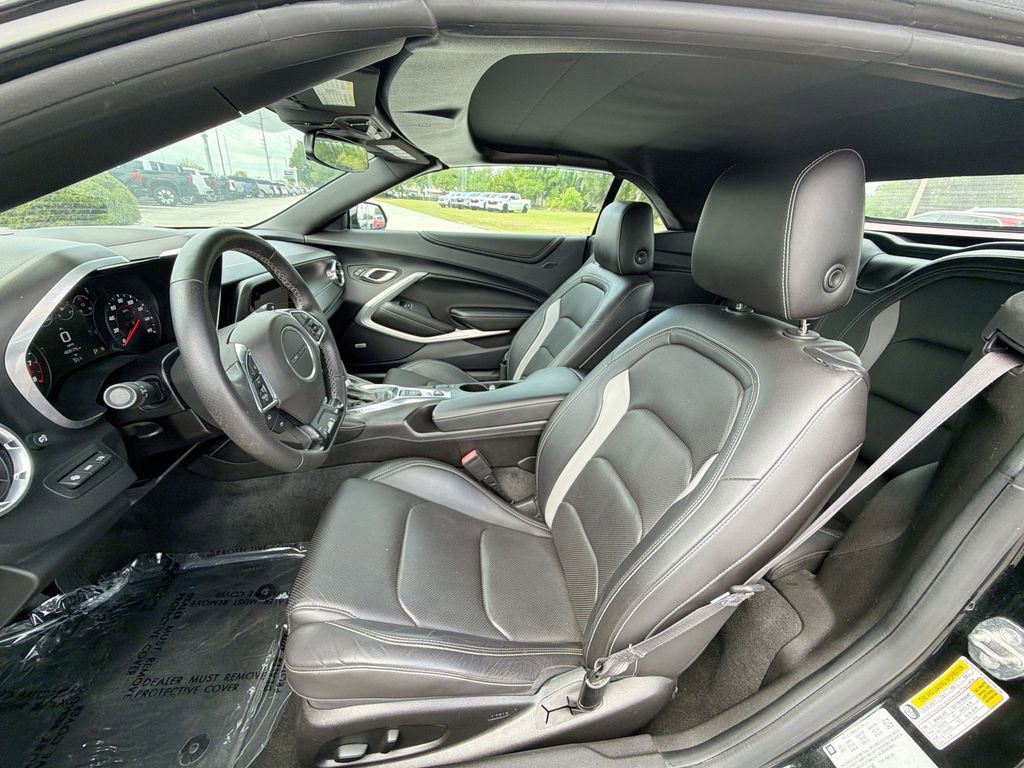 Used 2016 Chevrolet Camaro LT image 16