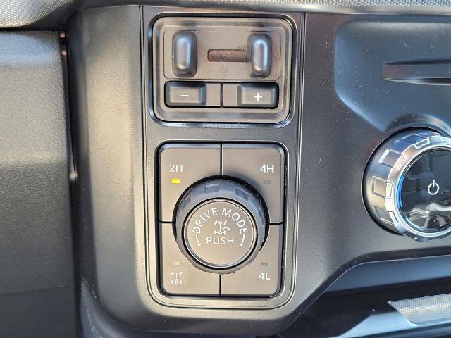 New 2025 Ford F350 Platinum w/ Tremor Off-Road Package image 24