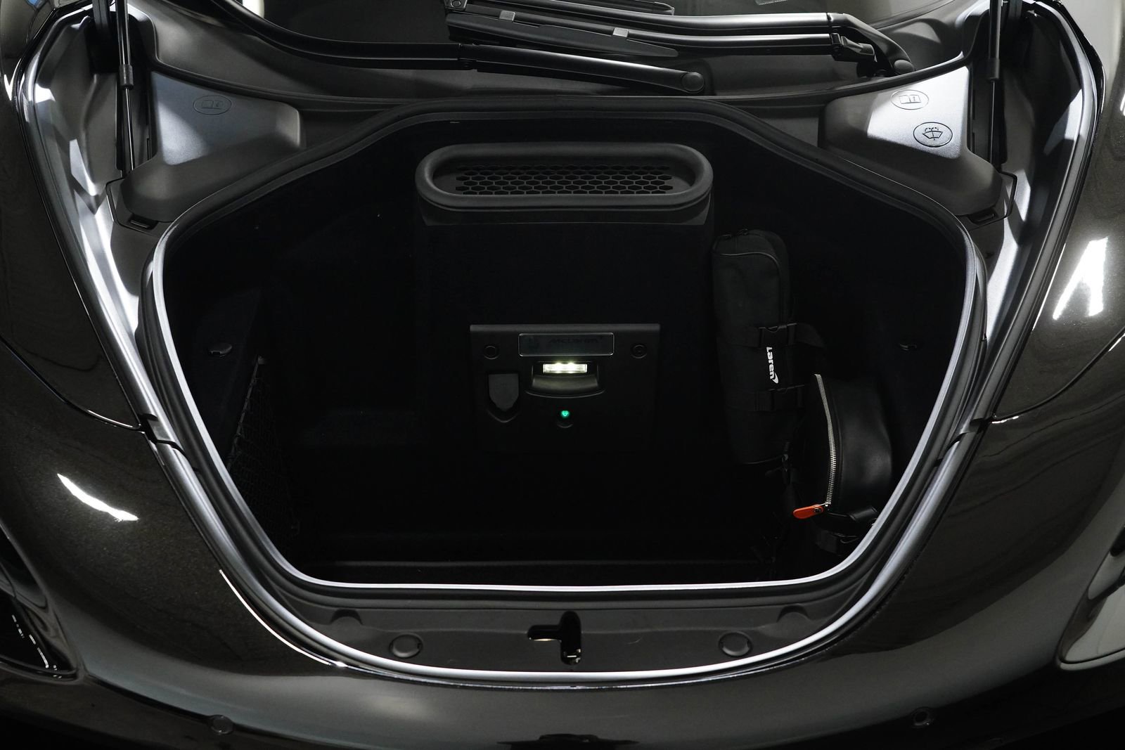 Used 2025 McLaren 750S Spider image 40