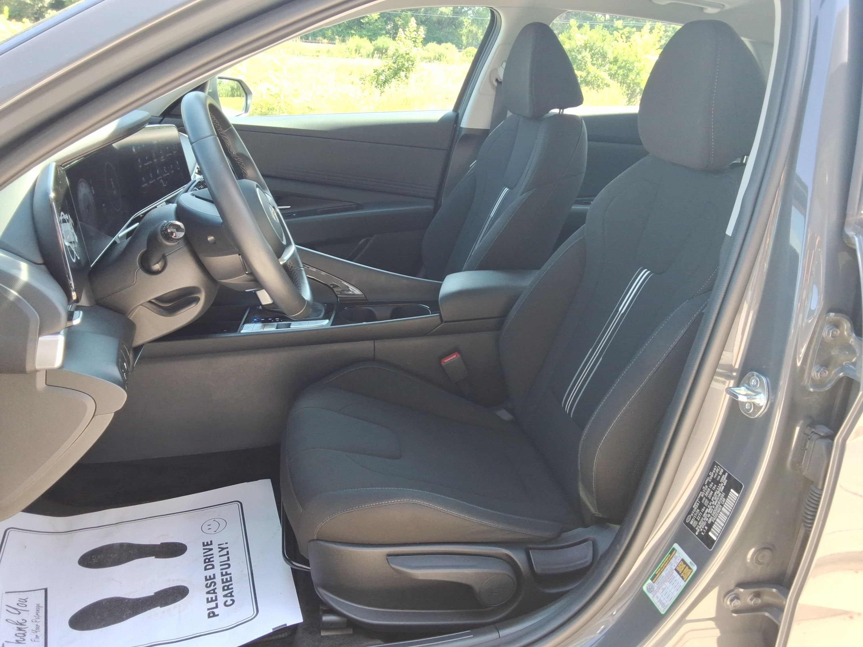 Used 2024 Hyundai Elantra SEL w/ Convenience Package FWD image 30