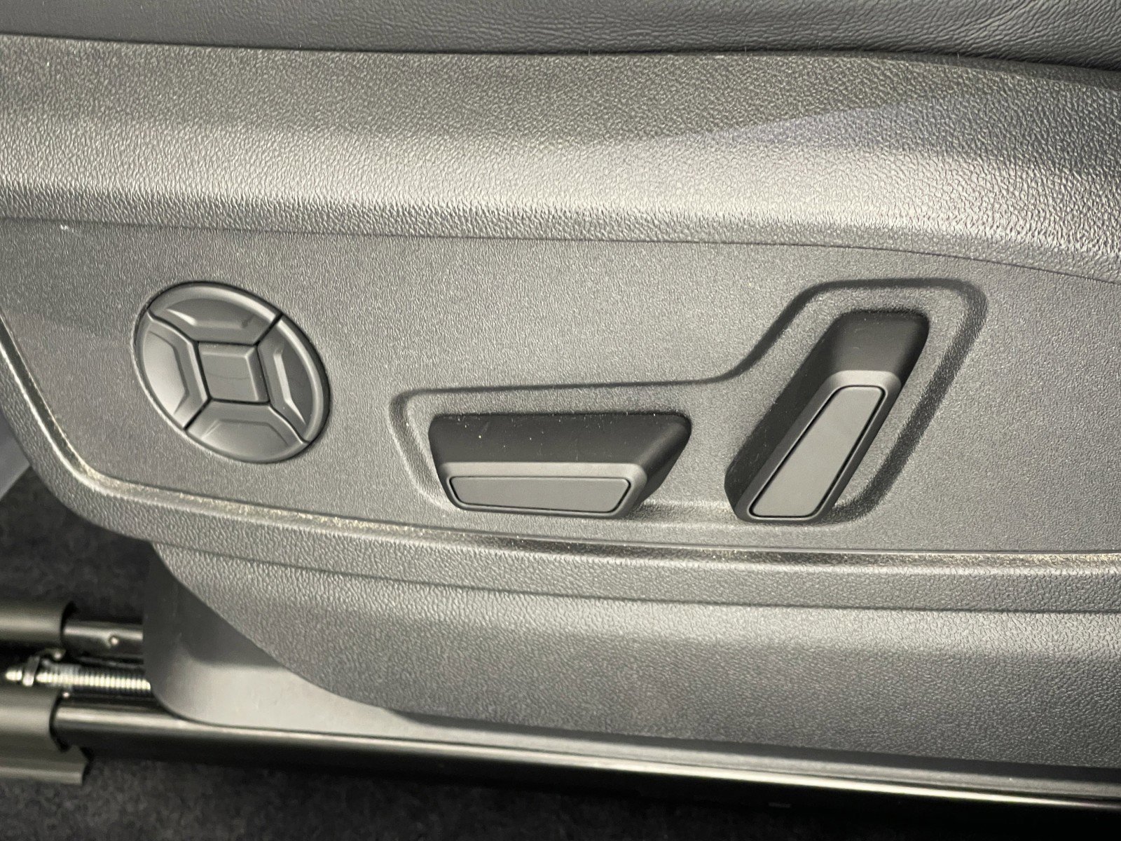 New 2025 Audi Q5 Premium image 21