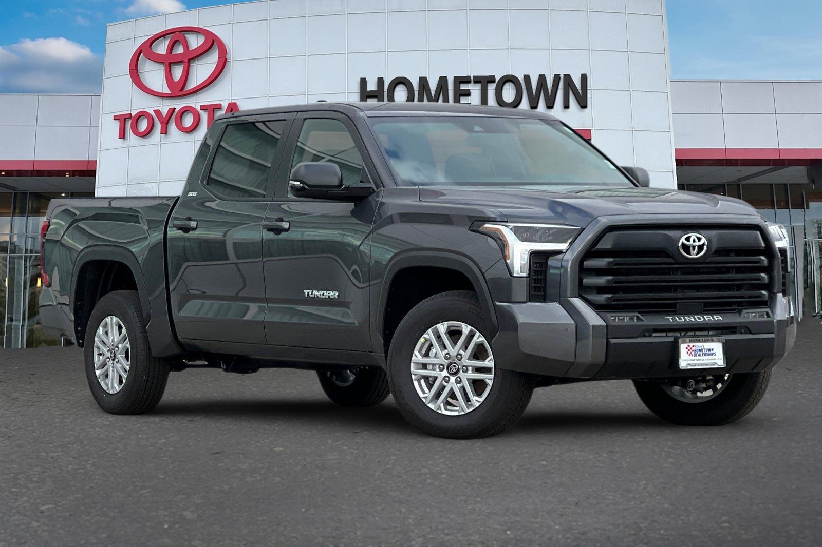 New 2026 Toyota Tundra SR5 w/ SR5 Premium Package video 2