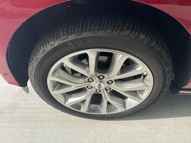 Used 2019 Ford Expedition Platinum image 13