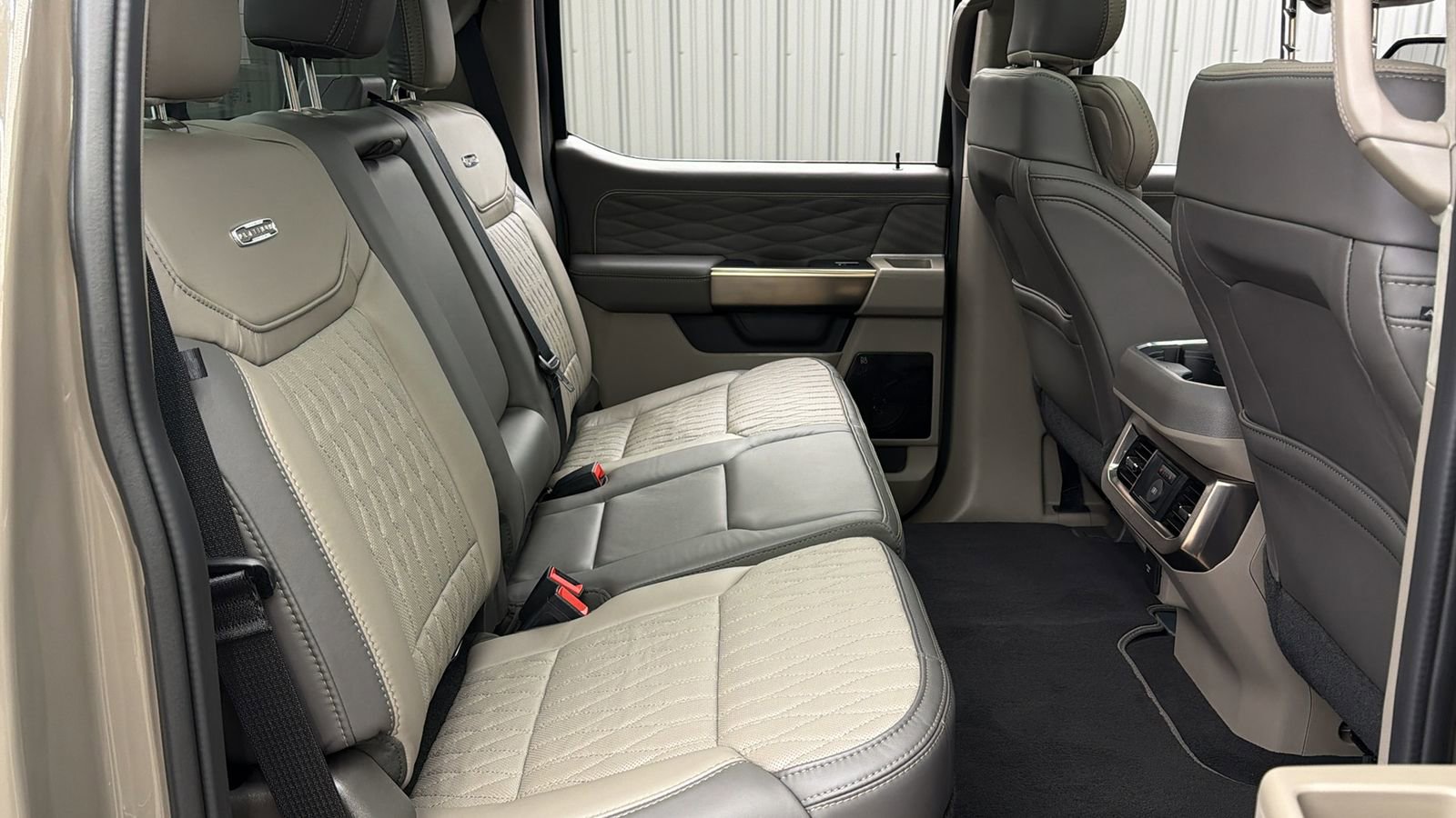 Used 2026 Ford F450 Platinum w/ Platinum Plus Package image 43