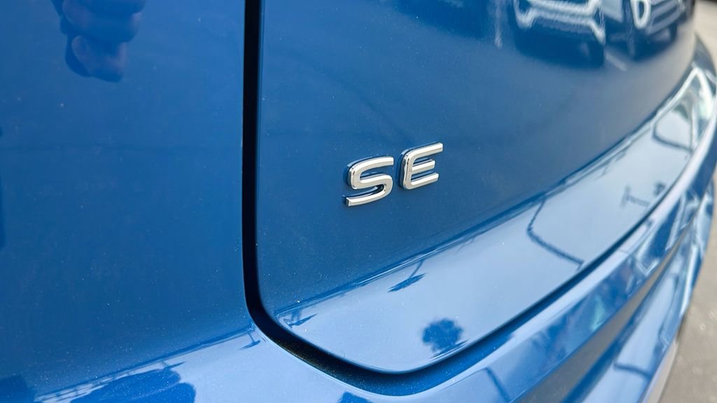 New 2025 Volkswagen Atlas Cross Sport SEL Premium R-Line image 29