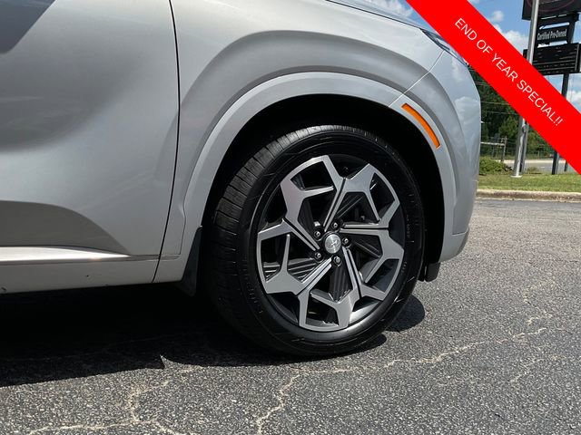 Used 2022 Hyundai Palisade Calligraphy w/ Winter Package image 9