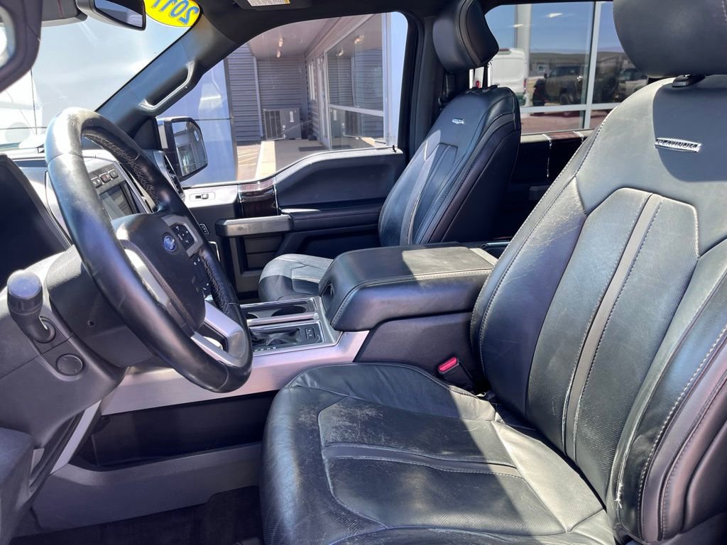 Used 2017 Ford F150 Platinum w/ Equipment Group 701A Luxury AWD/4WD image 17