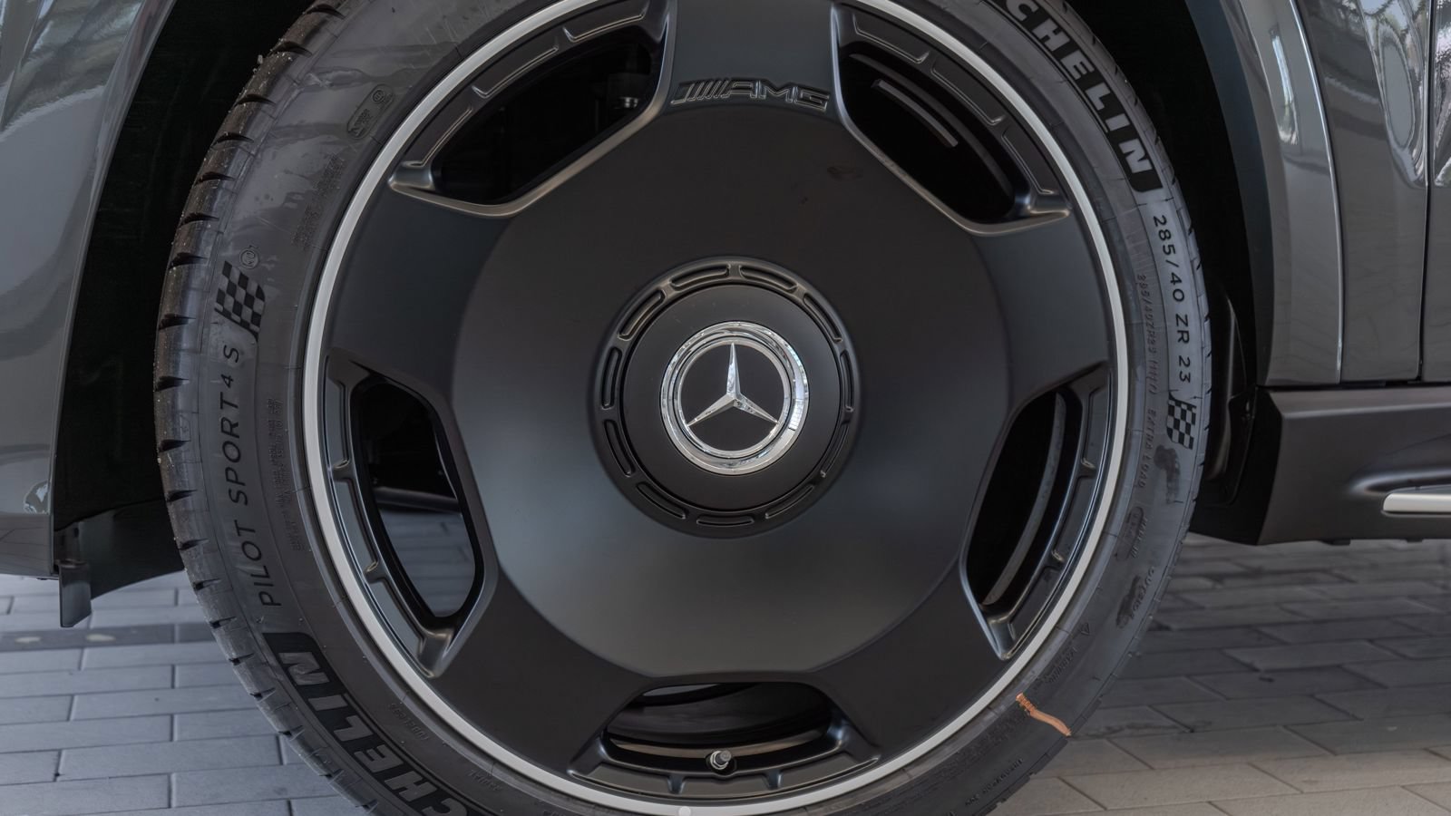 New 2026 Mercedes-Benz GLS 63 AMG 4MATIC image 33