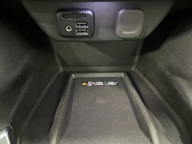 Used 2023 Chevrolet Traverse RS image 26