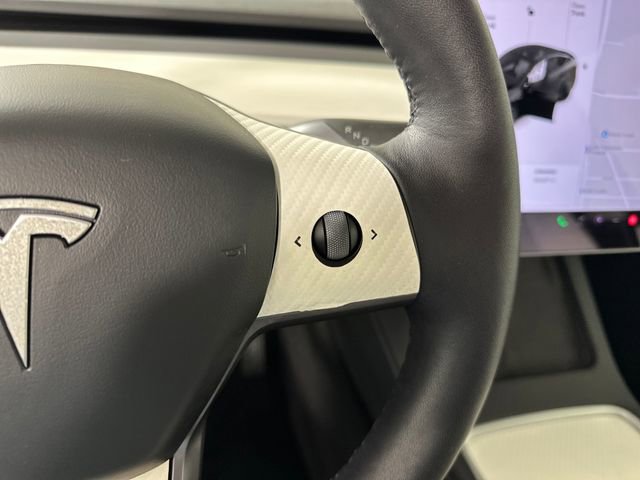 Used 2021 Tesla Model Y Long Range image 16