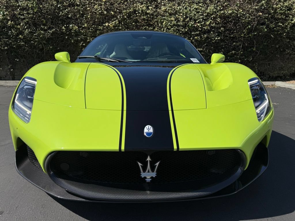 New 2023 Maserati MC20 Coupe RWD image 3