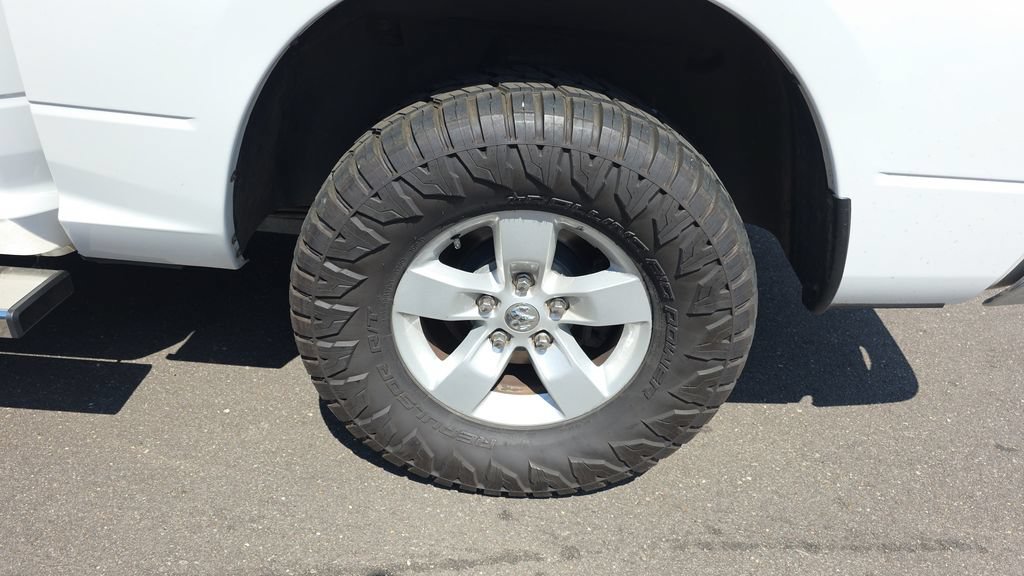 Used 2021 RAM 1500 Classic SLT AWD/4WD image 11