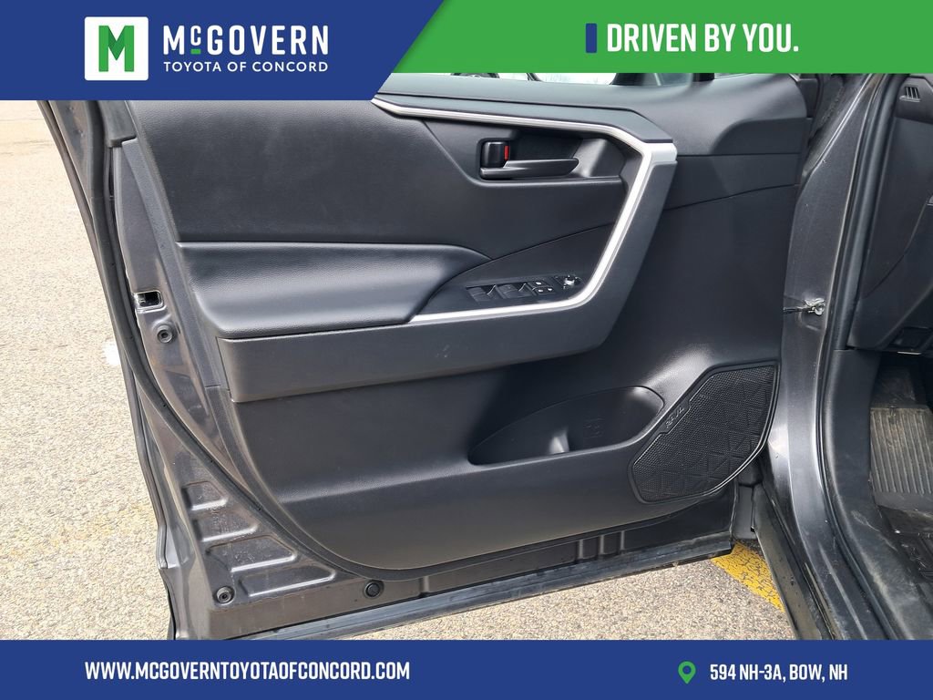 Used 2023 Toyota RAV4 LE image 16