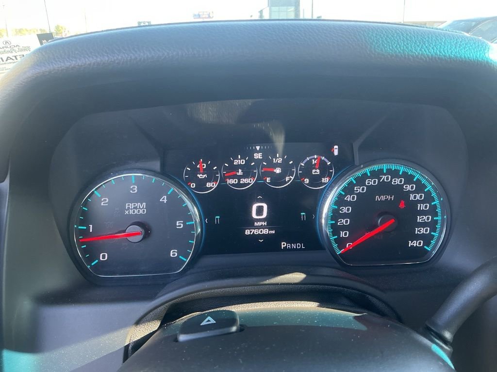 Used 2017 Chevrolet Tahoe LT w/ Luxury Package image 12