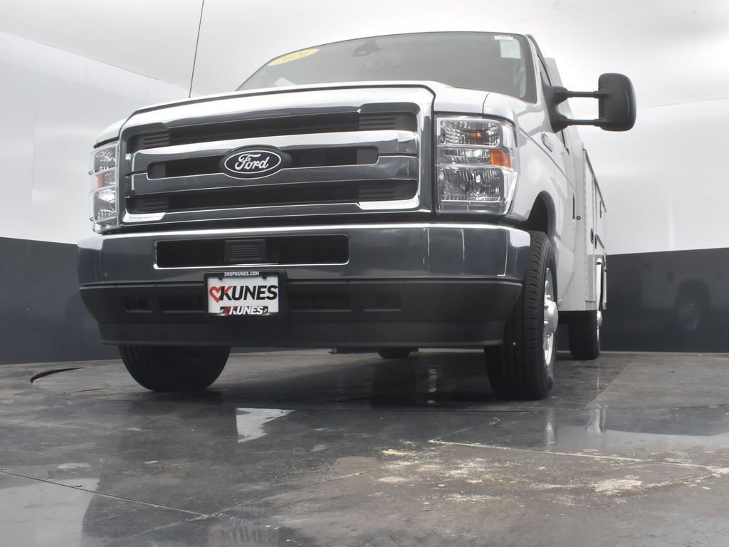 New 2026 Ford E-350 and Econoline 350 XL w/ Power Equipment Group image 53