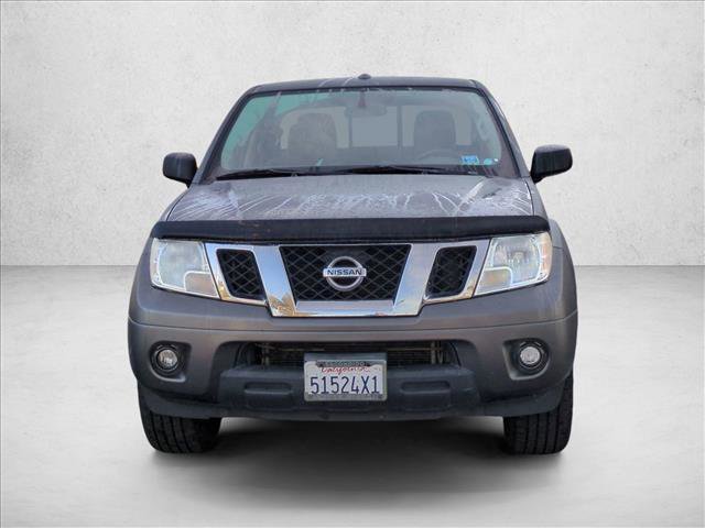 Used 2016 Nissan Frontier SV image 2