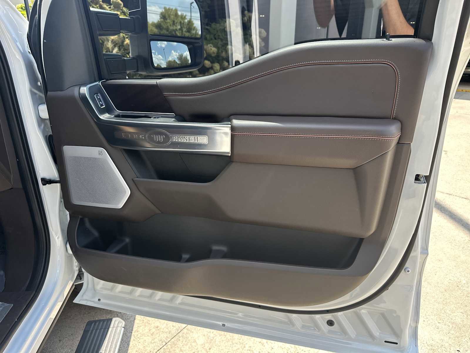 Used 2025 Ford F250 King Ranch w/ Chrome Package image 26