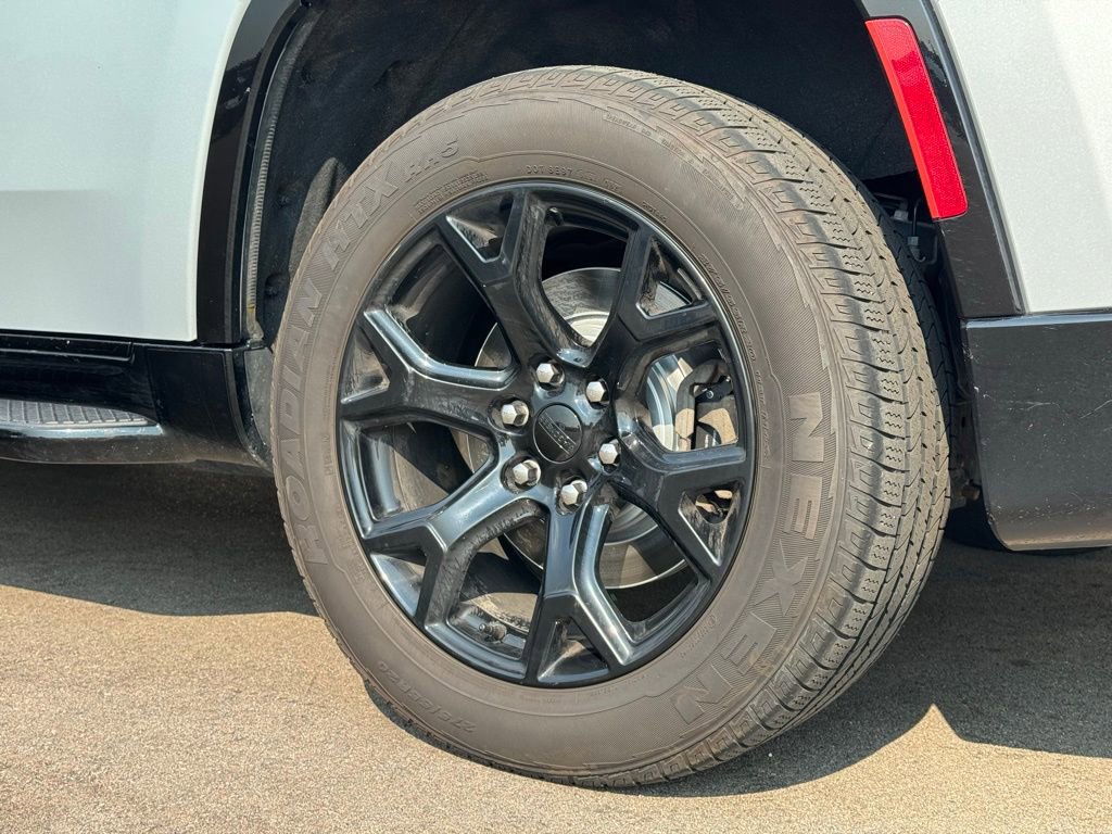 Used 2024 Jeep Wagoneer Series II image 28