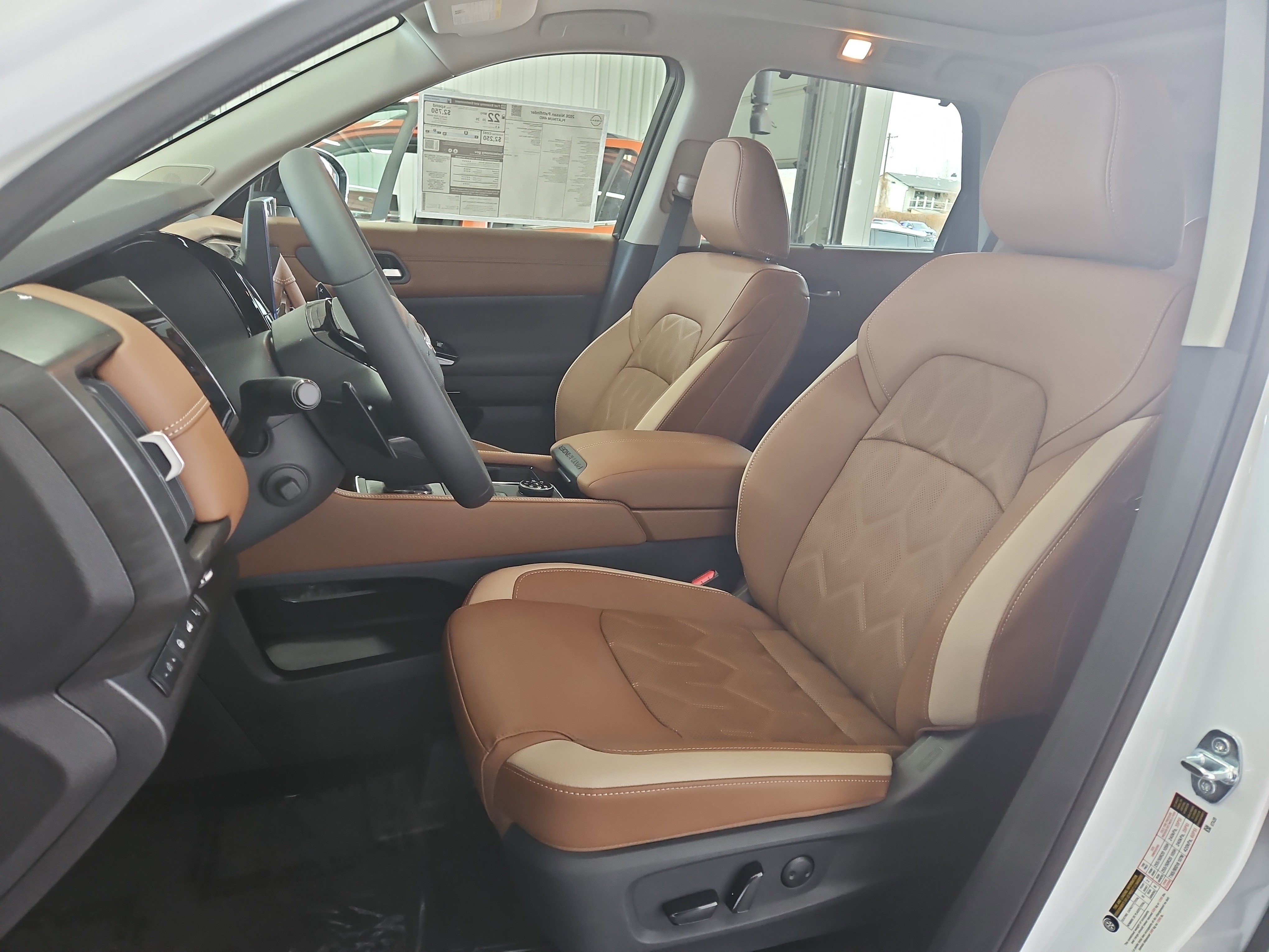 New 2026 Nissan Pathfinder Platinum AWD/4WD image 10