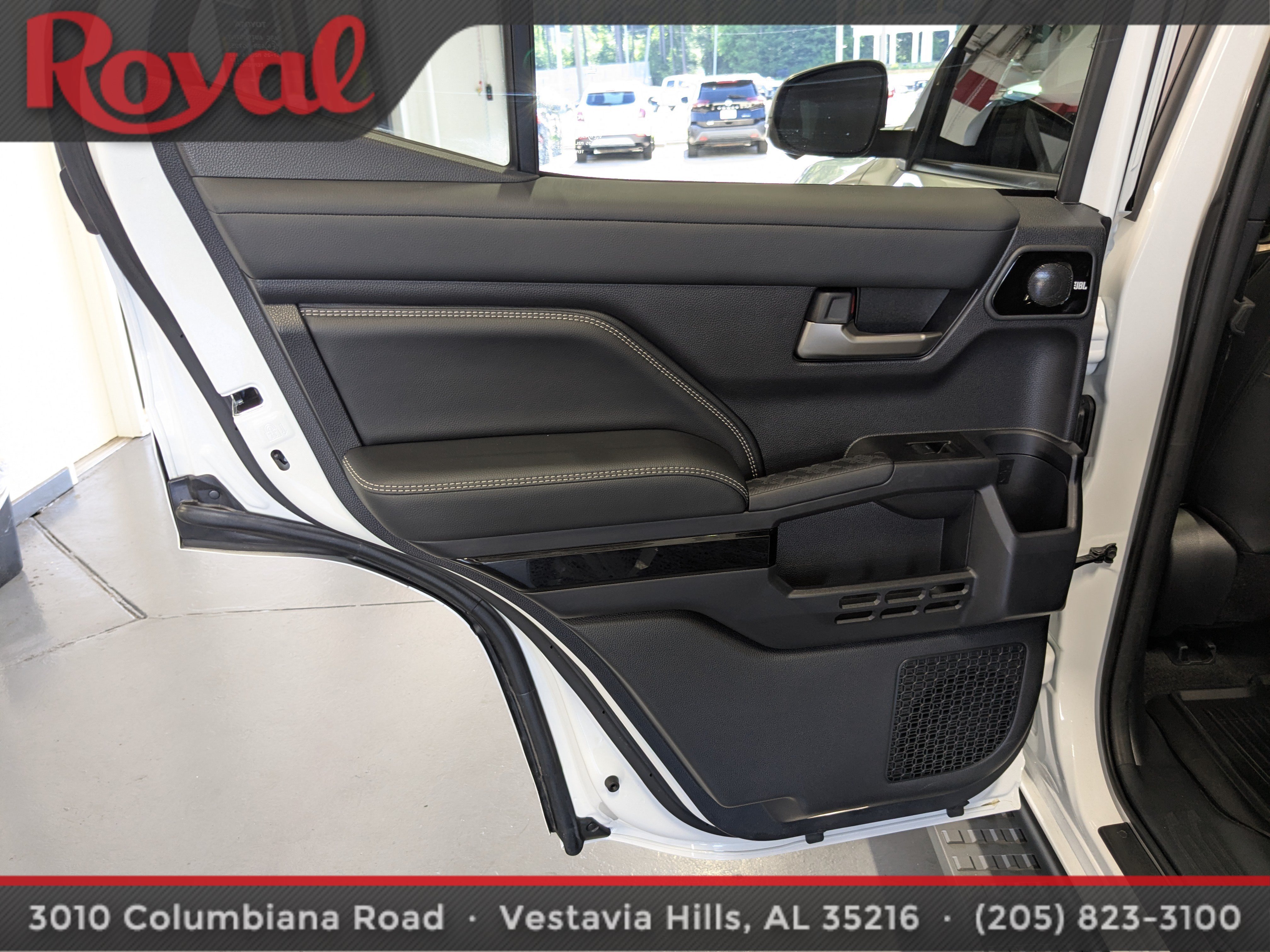 Used 2025 Toyota 4Runner Limited RWD image 14