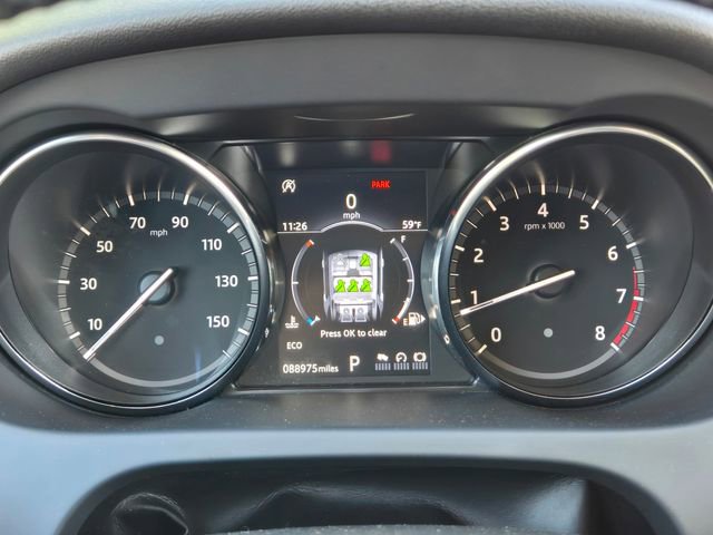 Used 2018 Land Rover Discovery Sport HSE image 21