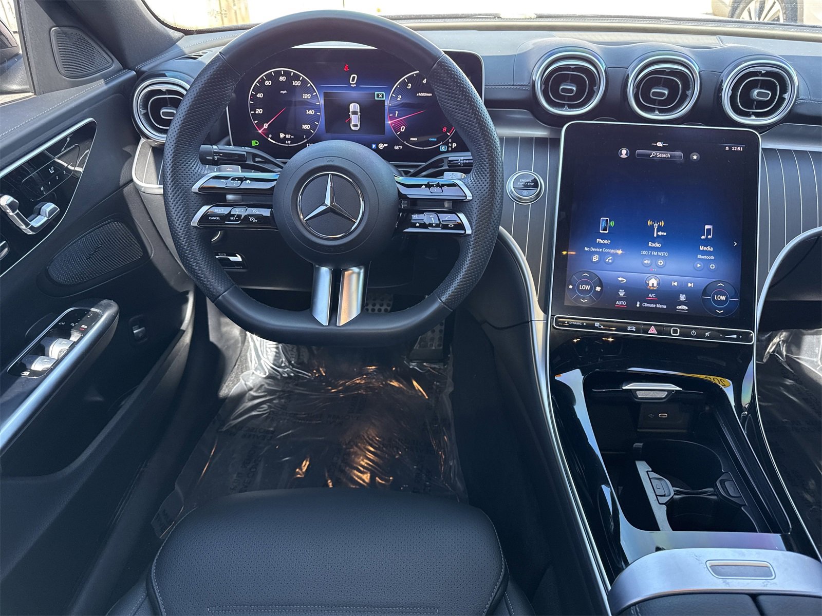 Used 2023 Mercedes-Benz C 300 Sedan image 12