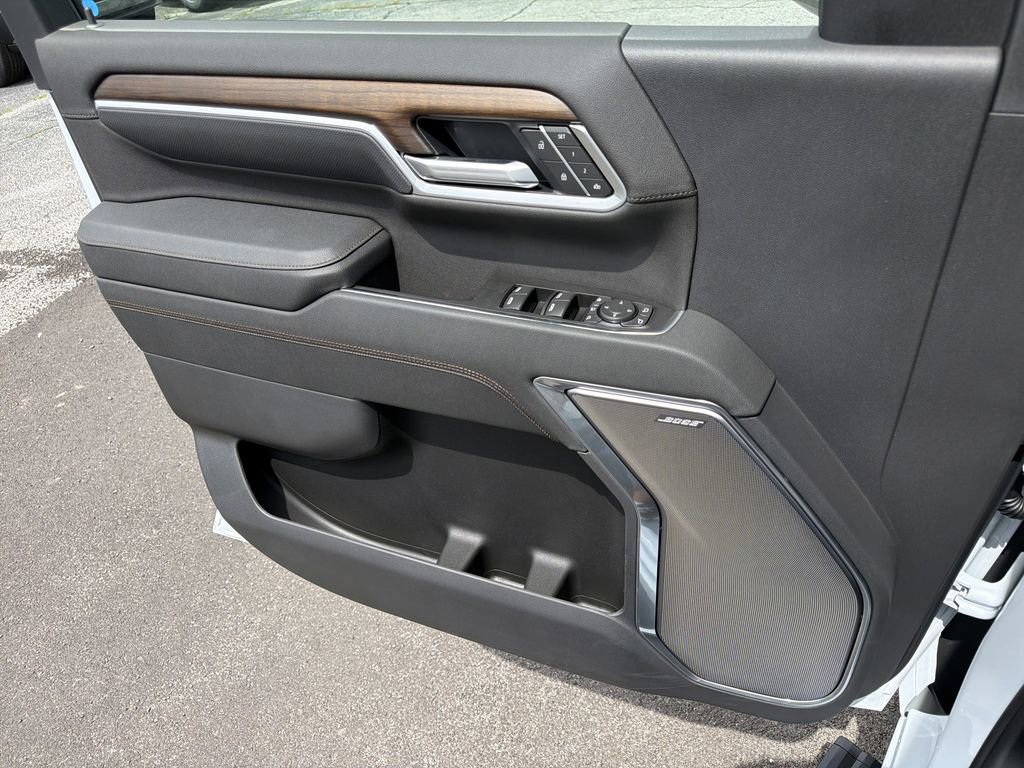 New 2026 Chevrolet Silverado 3500 High Country w/ High Country Premium Package AWD/4WD image 13