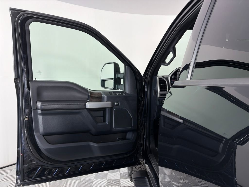 Used 2022 Ford F350 Lariat w/ Lariat Ultimate Package image 10