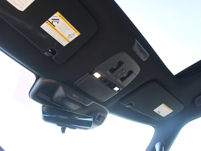 Certified 2025 Nissan Armada Platinum Reserve AWD/4WD image 21