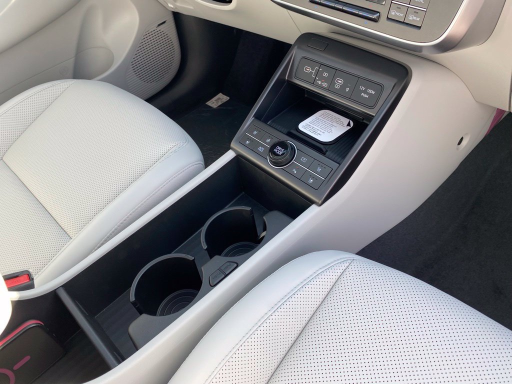 New 2026 Hyundai Kona Limited FWD image 34