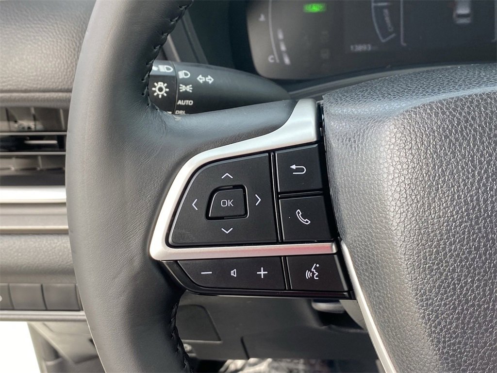 Used 2024 Toyota Grand Highlander XLE image 25