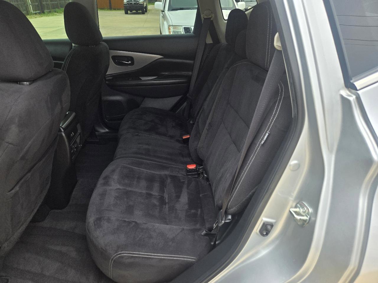 Used 2019 Nissan Murano S FWD image 12