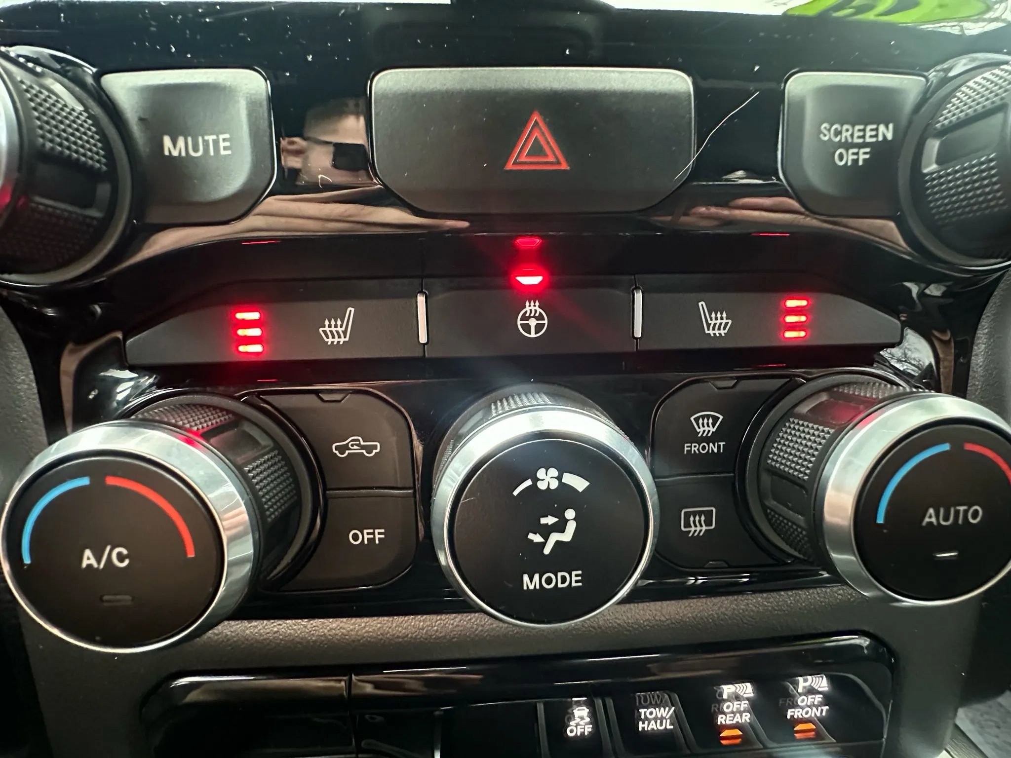 Used 2019 RAM 1500 Big Horn image 19